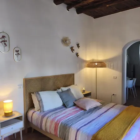 Regina Partenope Apartman *
