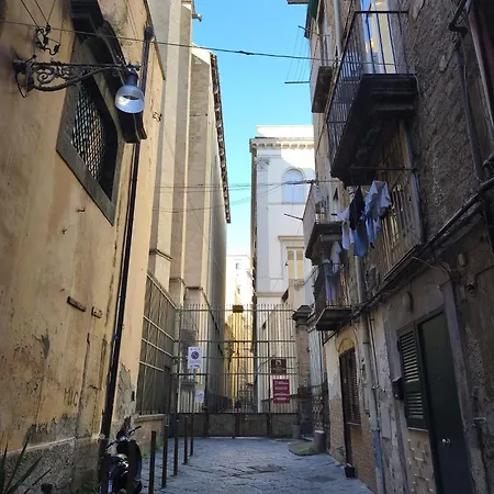 Regina Partenope Apartman